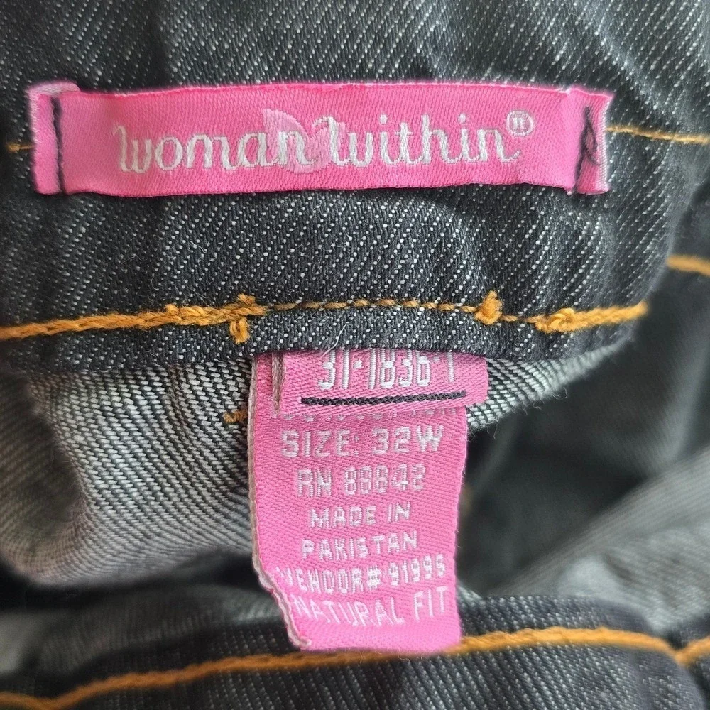 Woman Within Dark Wash Denim Capris Natural Fit Woman Size 32W Gray 100%‎ Cotton
